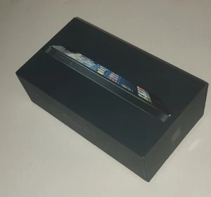 SCATOLA ORIGINALE PER APPLE IPHONE 5 - COME IN FOTO - NERA E COMPLETA - Picture 1 of 3