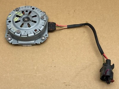 2012-2018 AUDI A7 RIGHT PASSENGER SIDE RADIATOR COOLING FAN MOTOR OEM LOT697 - Imagem 1 de 4