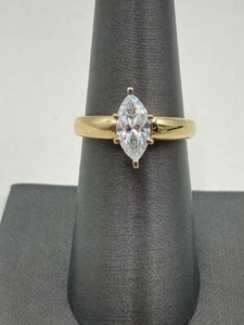 Anillo Piedra Dama Circonita Cúbica Sintética Oro Amarillo 14K 3g (EL1097309) - Imagen 1 de 7