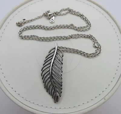Pandora - Light As A Feather Pendant and 60cm Chain - - Image 1 of 4