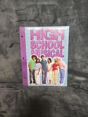 Carpeta de 3 anillas High School Musical 2 bolsillos Foto 1 de 4