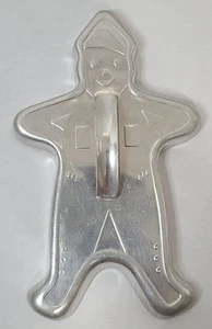 Tagliabiscotti uomo pan di zenzero alluminio metallo vintage anni 50 con manico usato in ottime condizioni 6" - Foto 1 di 4