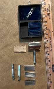 Navaja de afeitar de seguridad vintage 1900 GEM Junior para cubiertos con estuche - Imagen 1 de 17