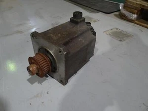 Mitsubishi HA100C #111# AC Servo Motor - Bild 1 von 3