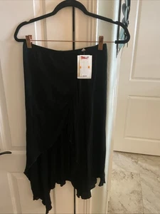 NWT BECCA BLACK SWIM COVERIP SKIRT SIZE S/P - Picture 1 of 8
