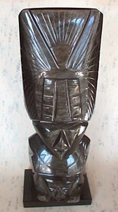 VINTAGE 1950'S CARVED OBSIDIAN AZTEC SUN GOD SCULPTUR - MEXICO - Picture 1 of 7
