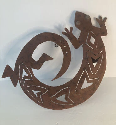 Geico/Lizard Tin Wall Hanging Brown & Black Porch Garden Den Fun Unique Cute - Image 1 of 4