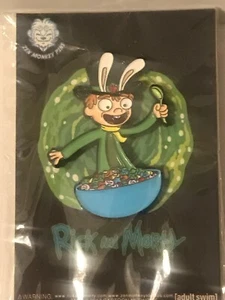 Rick and Morty Strawberry Smiggles Cereal Pin NYCC 2017 FYE Exclusive Enamel - Picture 1 of 3