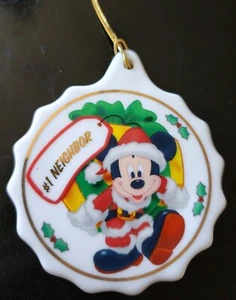 Walt Disney World Mickey Mouse Adorno de Navidad #1 VECINO Cerámica Santa - Imagen 1 de 2