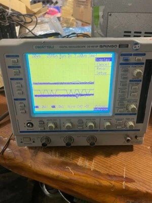 IWATSUDS-8812P DIGITAL OSCILLOSCOPE POWER-ON CHECK ONLY GRAY JAPAN - Image 1 of 4