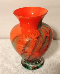 Handgefertigte gewirbelte orange & aquamarin 6" Glasvase & klarer Sockel - Bild 1 von 9