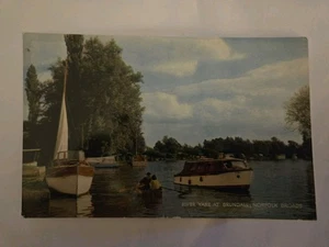 Postal vintage de los años 50 River Yare en Brundall, Norfolk Broads J. color salmón - Imagen 1 de 3