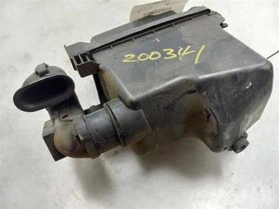 CAJA FILTRO AIRE TOYOTA PRIUS C 1.5L 4CYL 12-19  Foto 1 de 4