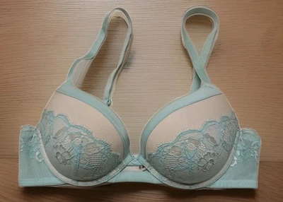 Sujetador Ambrielle para mujer 36C blanco con encaje verde azulado con aros correas ajustables Foto 1 de 4