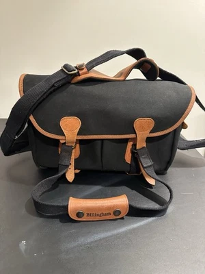 Billingham 445 相机包 – 黑色帆布和皮革 – 复古摄影师包 — 第 1/4 张图片