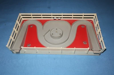 Lionel Postwar #3356 Horse Corral for #3366 Circus Car. Working. - Image 1 of 4