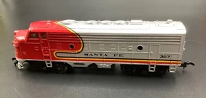 Bachmann Vintage Ho Powered Diesel Locomotive RR Engine Santa Fe 307 Gray Train - Picture 1 of 4