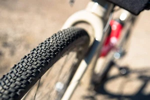 Pneumatico tubeless EMP - Foto 1 di 4