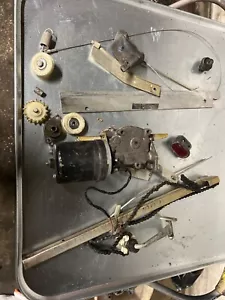 1981 to 1991 Rolls-Royce Silver Spur front left Window Regulator With Motor FL - Foto 1 di 4