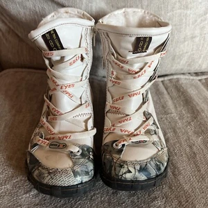 TMA EYES Damengröße 7,5 weiß/bunt Schnürstiefel flauschig gefüttert Reißverschluss - Bild 1 von 12