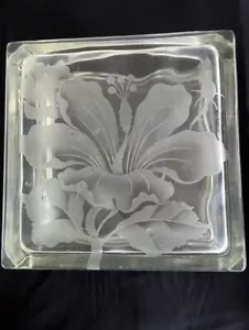 FRANK ODA LRG Etched Glass Hibiscus Block Vase From Hawaii 7 3/4" LARGE - Picture 1 of 5