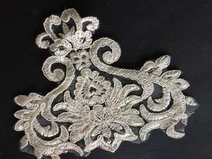 10/3 Stk. Elegante Application Patch Nähen Elfenbeinweiß 13cmX16cm - Picture 1 of 3