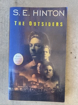 The Outsiders By S.E. Hinton 2003 Paperback - Imagem 1 de 2