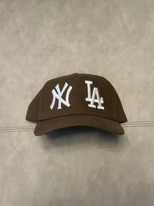 Holiday Brand NY*LA NY LA New York Los Angeles Yankees Dodgers 2021 Brown - Picture 1 of 5