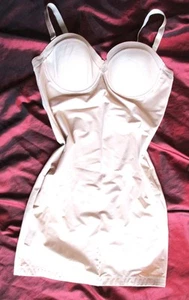 Triumph Shape Bodydress, Unterkleid Gr. 85 C - Bild 1 von 1