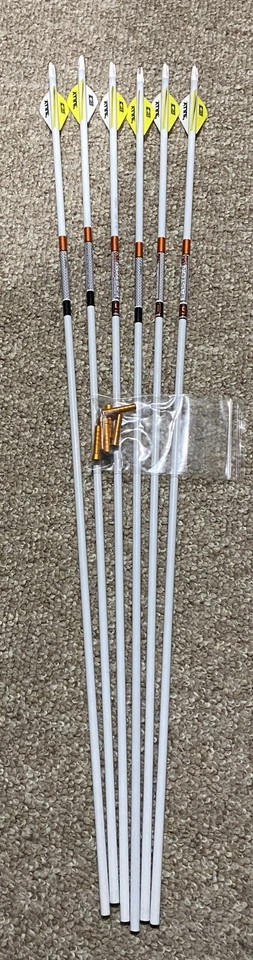 Easton 6.5 Whiteout Arrows 400 2 In. Bully Vanes 6 Pk. - Image 1 of 1