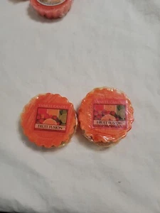 (2) Lot Yankee Candle Wax Potpourri Tarts Fruit Fusion 0.8 Oz - Picture 1 of 1