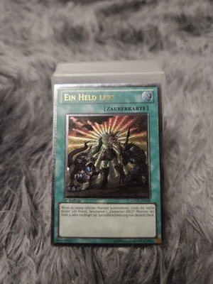 YUGIOH! Ein Held lebt GENF DE098/ Ultimate Rare/ Near Mint/ Deutsch 1.Auflage - Bild 1 von 2