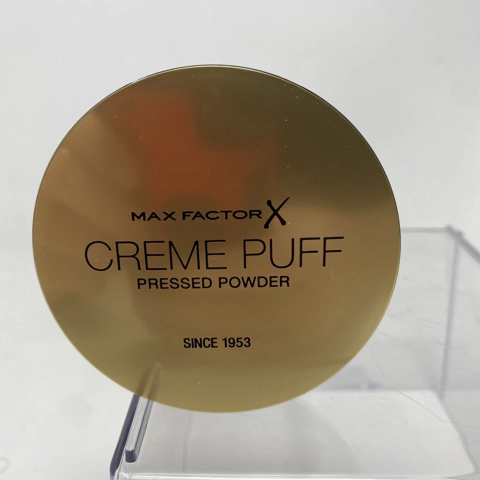 MAX FACTOR Creme Puff Radiant Skin Pressed Powder - 05 Translucent - Image 1 of 4