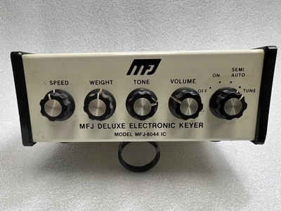 MFJ Deluxe Electronic Keyer Model MFJ-8044 IC with Power supply CW QRP Ham Radio - Image 1 of 3