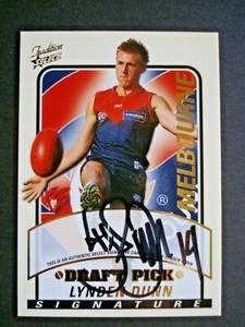 2005 SELECT TRADITION AFL *DRAFT PICK SIGNATURE* DS15 LYNDEN DUNN