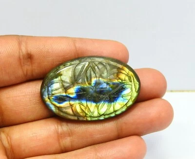 62.00 Cts Natural Beautiful Carved Labradorite Gemstone Oval Cabochon 27x41x6 mm - Image 1 of 4