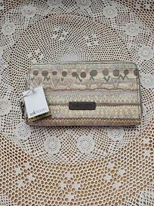 Sakroots Wallet NWT Exclusive Artist Print By Diane Barcelowsky - Picture 1 of 16