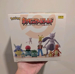 Escala Mundo Kanto Región Set Figura Pokemon 1:20 Ash Pikachu Mewtwo - NUEVO en Caja - Imagen 1 de 4