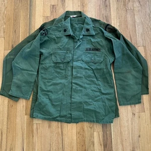 2 LOT Vintage Military Vietnam Sateen Utility Shirt Mens Medium OG 107 - Picture 1 of 4