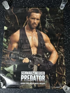 Poster promo film Predator 1987 20x28 Scandecor Arnold Schwarzenegger arrotolato - Foto 1 di 6
