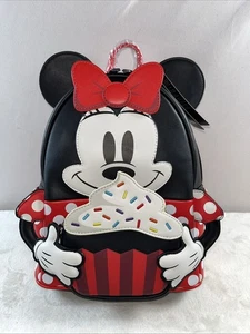 Loungefly Disney Minnie Mouse Oh My Sprinkle Cupcake Rucksack-Süßigkeiten-Cosplay Neu mit Etikett - Bild 1 von 10