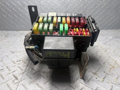 2000-2003 Ford F250-350SD 7.3L Under hood Engine Fuse Box - Image 1 of 4