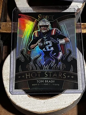 Tom Brady SILVER REFRACTOR HOT STARS INSERT PANINI SELECT PRIZM TAMPA BAY - Image 1 of 2