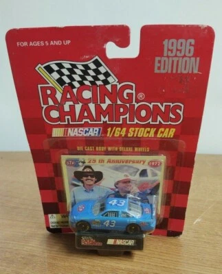 RACING CHAMPIONS #43 RICHARD PETTY STP 1996 EDICIÓN NASCAR 1:64 DIECAST Foto 1 de 4