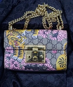 Gucci GG Supreme Bengal Tiger Cherry Blossom Chain Shoulder Bag - Picture 1 of 9