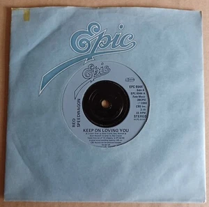 (23) REO Speedwagon - Keep On Loving You 7" - Picture 1 of 1