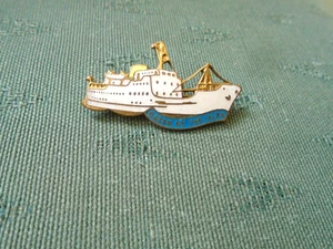 Vintage Old Scilly Steamship Company Queen Of The Isles Enamel Badge H W MILLER - Picture 1 of 2