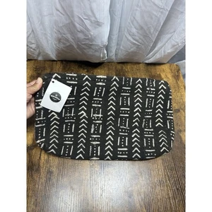 Soulucean Waterproof Soulfully Made Clutch California Bag NWT Outdoor Beach Boat - Picture 1 of 8