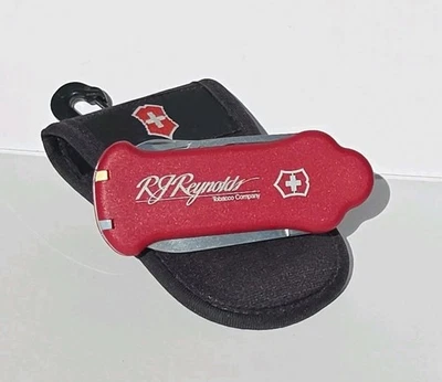 Navaja suiza de golf RJ Reynolds Victorinox multiherramienta con estuche de transporte Foto 1 de 3