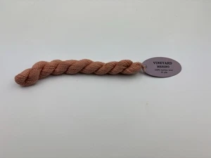 Vineyard Merino Wool Wiltex Threads Non-strandable # M-1020 Coral Cloud Lot 1016 - Picture 1 of 4